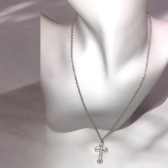 Silver-Tone Rhinestone Cross 21.25" Pendant Necklace! - Picture 1 of 6